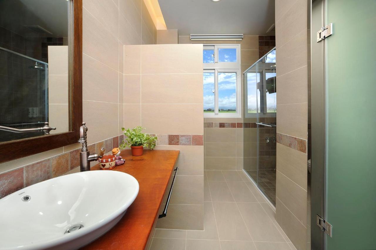 Sunlax B&B Yilan Esterno foto